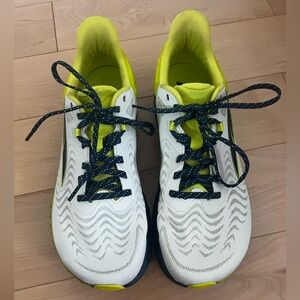 Altra Torin 7 White And Lime Green M 7.5 / W9 / EU40.5